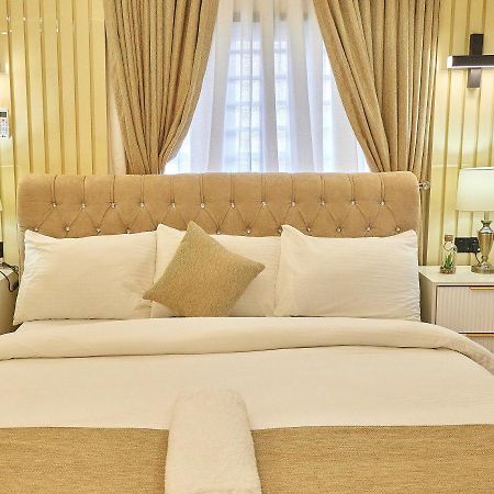 Morak Homes - Smart Luxury 4-Bed With Private Swimming Pool, Ps5, Snooker, Mini Gym In Reserved Secured Estate 阿布贾 外观 照片