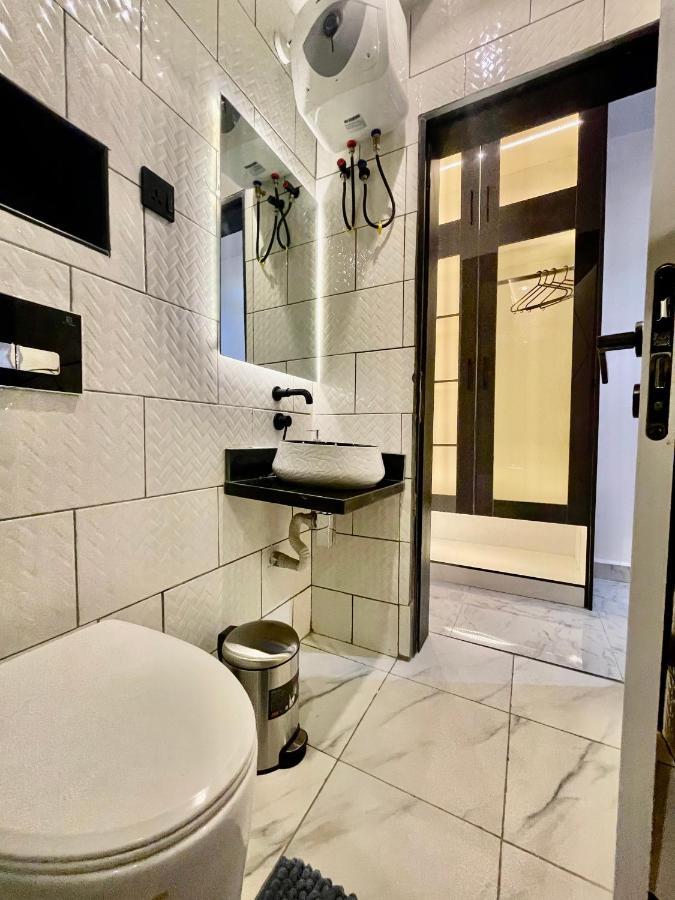 Morak Homes - Smart Luxury 4-Bed With Private Swimming Pool, Ps5, Snooker, Mini Gym In Reserved Secured Estate 阿布贾 外观 照片