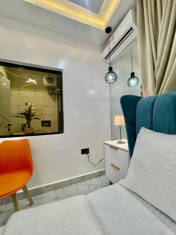 Morak Homes - Smart Luxury 4-Bed With Private Swimming Pool, Ps5, Snooker, Mini Gym In Reserved Secured Estate 阿布贾 外观 照片