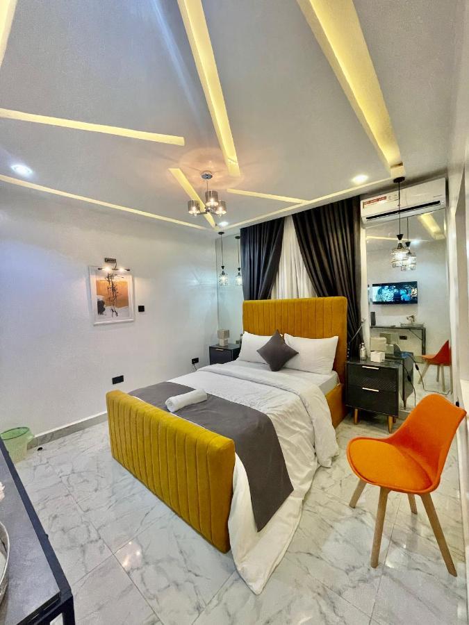 Morak Homes - Smart Luxury 4-Bed With Private Swimming Pool, Ps5, Snooker, Mini Gym In Reserved Secured Estate 阿布贾 外观 照片